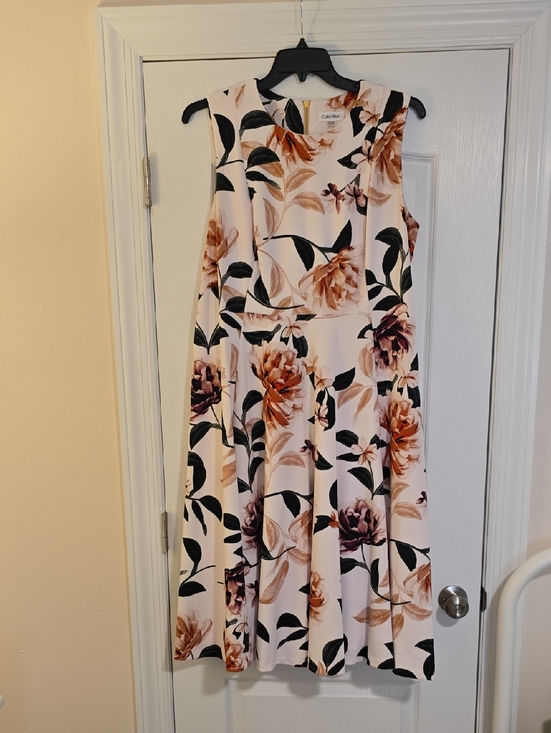 Calvin Klein Dresses & Skirts - Calvin Klein Floral Midi Dress in Blush, Peach & Black